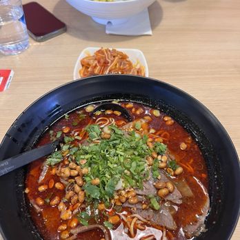 Noodology - Giu 7. Guiling Hot & Sour Beef Noodle - Chinese Near Me - Irvine, California Noodology - Giu 7. Guiling Hot & Sour Beef Noodle - Chinese Near Me - Irvine, California