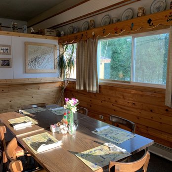 Swiss Alaska Inn - Inside the restaurant - Hotels Near Me - Talkeetna, Alaska Swiss Alaska Inn - Inside the restaurant - Hotels Near Me - Talkeetna, Alaska