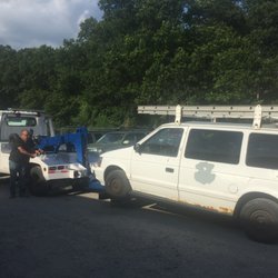 Dave's 24 Hr Towing