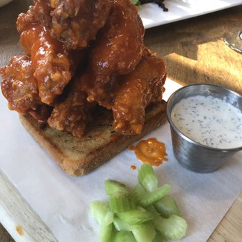 Effingham's - Unique presentation for wings - Pizza Near Me - Farmville, Virginia