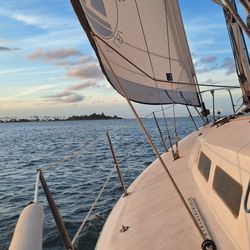 Sail San Juan Bay - Heeling