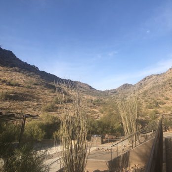 Piestewa Peak - Love the new structures/paths built at end of Piestewa Peak Drive, where Freedom Trail/#302 starts! - Parks Near Me - Phoenix, Arizona