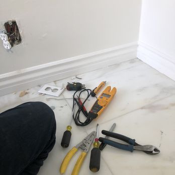 Olvera Electric - Install new outlets - Electricians Near Me Olvera Electric - Install new outlets - Electricians Near Me