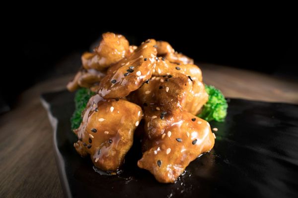 OPLANTE Vegan Sushi & Wok Végétalien Montreal (x Yuan) by null