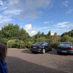 Brook Manor Lodge - Parking