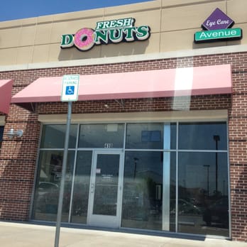 Fresh Donuts - the front of the store - Donuts Near Me - Frisco, Texas