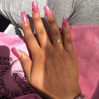 Nini Nail - Pink powder , hello kitty gel glitter - Nail Salons Near Me - New York, New York