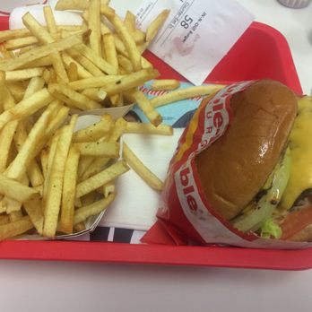In-N-Out Burger - Fast Food Near Me - Mountain View, California In-N-Out Burger - Fast Food Near Me - Mountain View, California