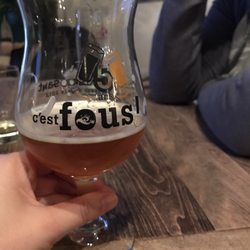 Microbrasserie Aux Fous Brassants - L'impondérable vaut le détour à elle seule