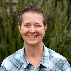 Lisa Fortes-Schramm - Dr. Lisa Fortes-Schramm, ND