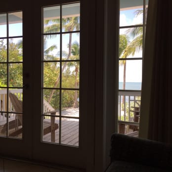 Tranquility Bay Beachfront Resort - View out the back door. - Resorts Near Me - Marathon, Florida Tranquility Bay Beachfront Resort - View out the back door. - Resorts Near Me - Marathon, Florida