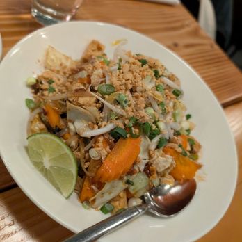 Candle - Pad Thai - Vegan Near Me - New York, New York Candle - Pad Thai - Vegan Near Me - New York, New York