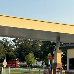 H-E-B - Gas prices usually pretty good