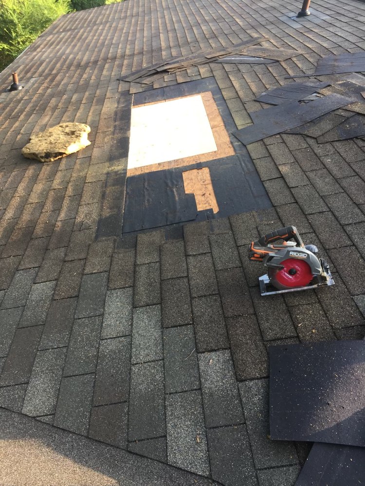 Slide of Ramiro's Roofing