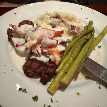 15 Point Rd - Surf & Turf - Seafood Near Me - Portsmouth, Rhode Island