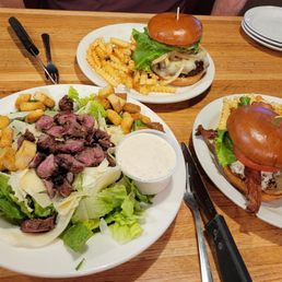 Steak Salad, Peppercorn Chicken Sandwich, Pepperjack Burger