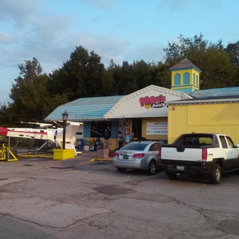 Mike's Place - Outside Mike's Place. - American Near Me - Kent, Ohio