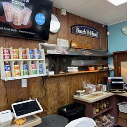 Beach Hut Cafe - Cute food window (place has been around for 38 years)