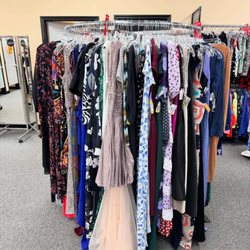 Clothes Mentor Novi, MI
