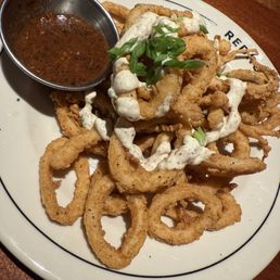 Delicious fried calamari with garlic aioli and salsa!