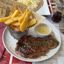 La Nouvelles Terrasses - Steak with fries