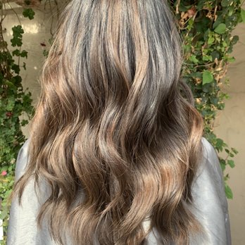 Illumi Salon - Haircut, color and style by Natalie - Hair Salons Near Me - Mountain View, California
