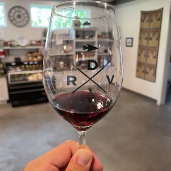 Defiance Ridge Vineyards - Wineries Near Me - Defiance, Missouri Defiance Ridge Vineyards - Wineries Near Me - Defiance, Missouri