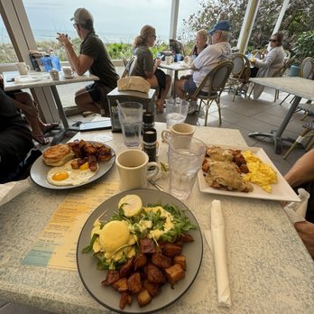 Sand On the Beach - Big kahona, California Benedict & classic breakfast - American Near Me - Melbourne Beach, Florida Sand On the Beach - Big kahona, California Benedict & classic breakfast - American Near Me - Melbourne Beach, Florida