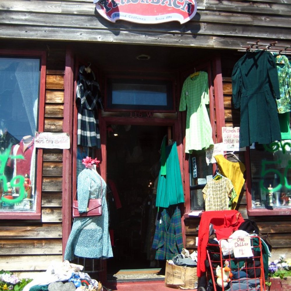 Flashback - Used, Vintage & Consignment Near Me - Eureka, California