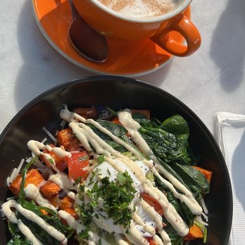Leeland House - Breakfast & Brunch Near Me - Houston, Texas Leeland House - Breakfast & Brunch Near Me - Houston, Texas