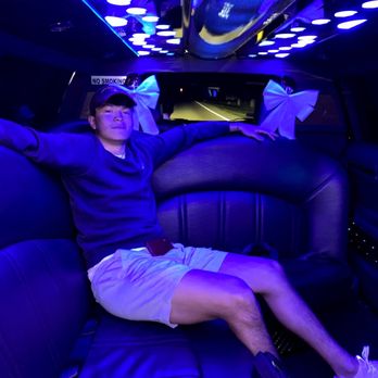 Limo Bellissimo - Inside the limo - Limos Near Me Limo Bellissimo - Inside the limo - Limos Near Me
