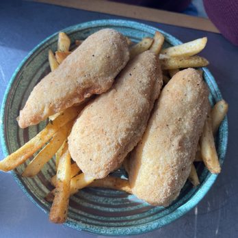 California Fish Grill - Fried fish with fries - Seafood Near Me - Rialto, California California Fish Grill - Fried fish with fries - Seafood Near Me - Rialto, California