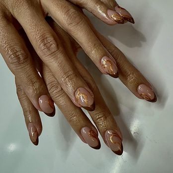 Ipop Central - Nail Salons Near Me - Chicago, Illinois