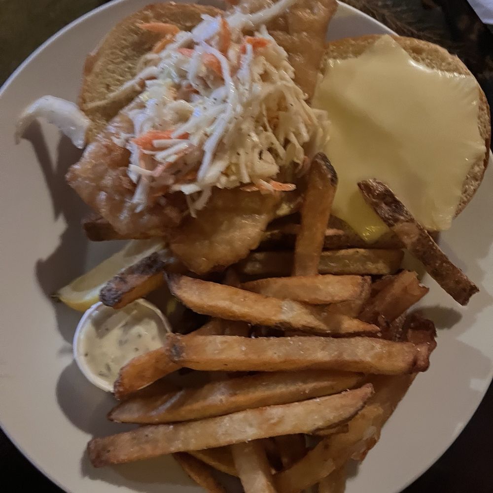 Kings Head British Pub - Fish sandwhich - Pubs Near Me - Sunrise, Florida Kings Head British Pub - Fish sandwhich - Pubs Near Me - Sunrise, Florida