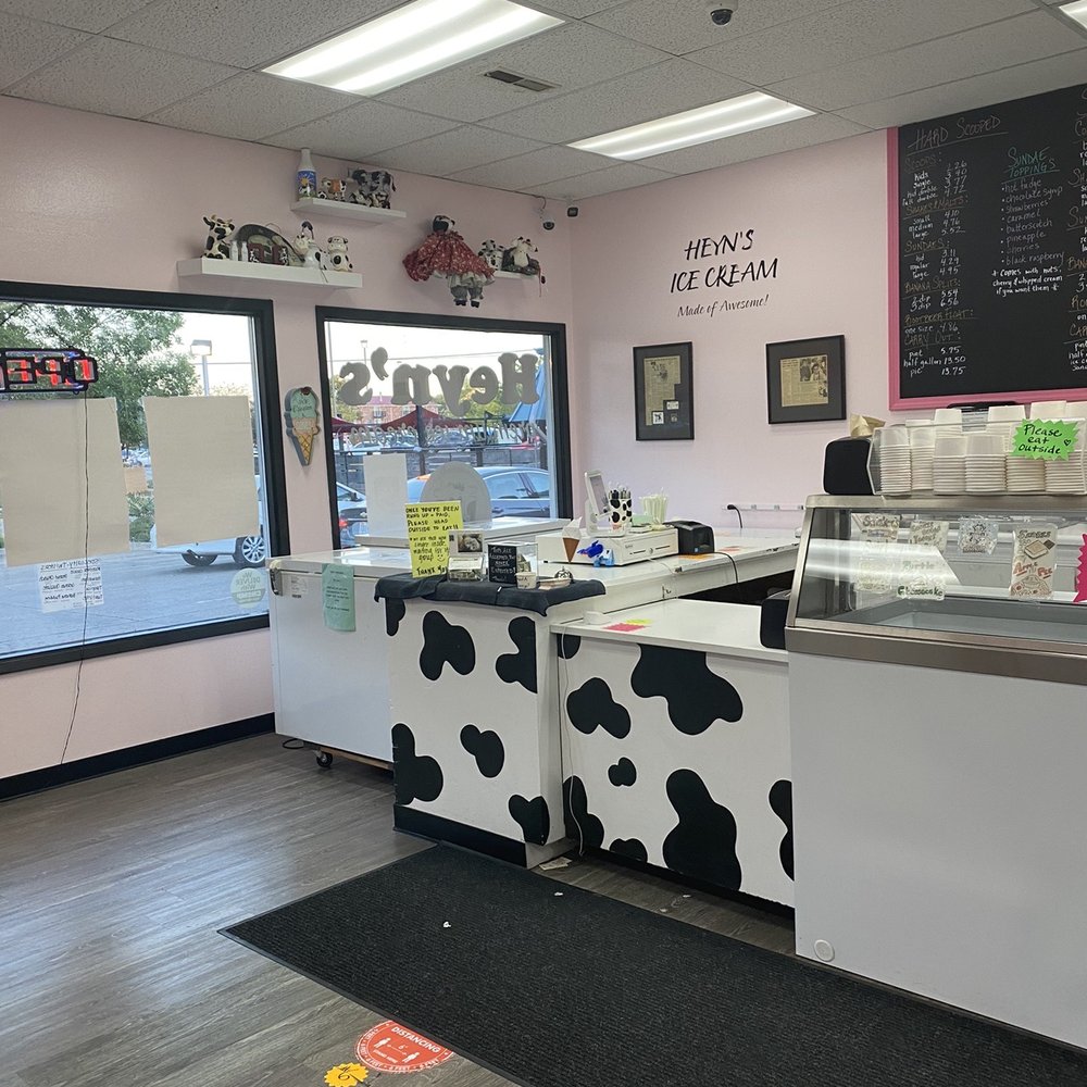 Heyn's Ice Cream - Inside - Ice Cream & Frozen Yogurt Near Me - Iowa City, Iowa