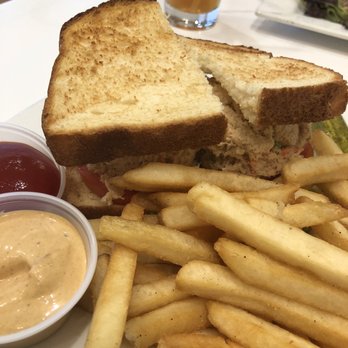 Forty Carrots - Tuna sandwich - Ice Cream & Frozen Yogurt Near Me - Chestnut Hill, Massachusetts