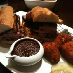 Boneyard Bistro - Tri tip sandwich with fried mac and cheese
