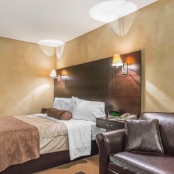 Quality Hotel & Conference Centre