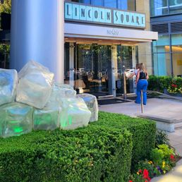 Exterior photo of Lincoln Square - Bellevue, Washington Exterior photo of Lincoln Square - Bellevue, Washington