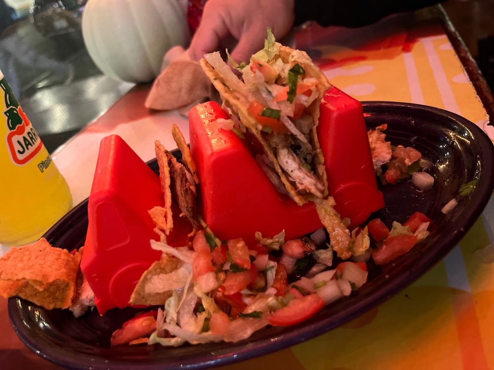 Mayas Taqueria