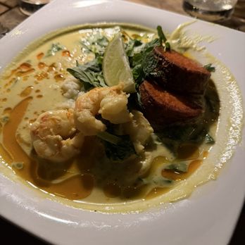 Local 11 Ten - Yellow coconut curry - New American Near Me - Savannah, Georgia
