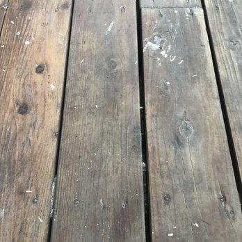 Jero's Painting - paint on back deck - Painters Near Me - Auburn, Washington Jero's Painting - paint on back deck - Painters Near Me - Auburn, Washington