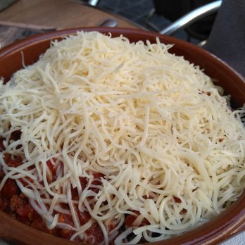 Le Poechenellekelder - Spaghetti Bolognese €9.50 - Beer Bar Near Me - Brussels, BRU Le Poechenellekelder - Spaghetti Bolognese €9.50 - Beer Bar Near Me - Brussels, BRU