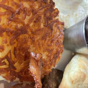 Sunrise Memphis - East Memphis - Hash Browns. Respect the crunchy charred goodness. Costaring the kitchen sink... - Breakfast & Brunch Near Me - Memphis, Tennessee Sunrise Memphis - East Memphis - Hash Browns. Respect the crunchy charred goodness. Costaring the kitchen sink... - Breakfast & Brunch Near Me - Memphis, Tennessee