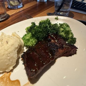 BJ's Restaurant & Brewhouse - Slow-Roasted Tri-Tip* - American Near Me - Orange, Ohio BJ's Restaurant & Brewhouse - Slow-Roasted Tri-Tip* - American Near Me - Orange, Ohio
