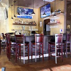 Vinny's Italian Sports Grill - Bar
