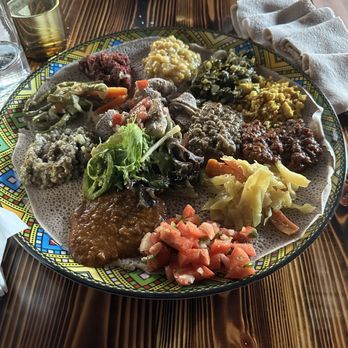 Eatopia Eatery - Vegetarian Veggie Combo - Ethiopian Near Me - Washington, DC, District of Columbia
