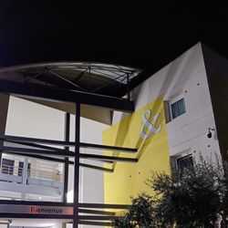 B&B Hôtel la Valentine - Don't expect too much and you won't be disappointed! :)