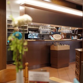 Emmel's DinkelRind - Die Theke - Steakhouses Near Me - Neuberg, HE