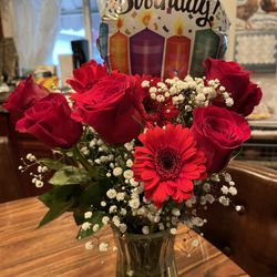 The Flower Shop - Gorgeous birthday arrangement that lasted for weeks!